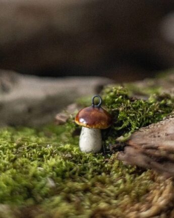 ketting paddestoel bruin 1 ginger fairy